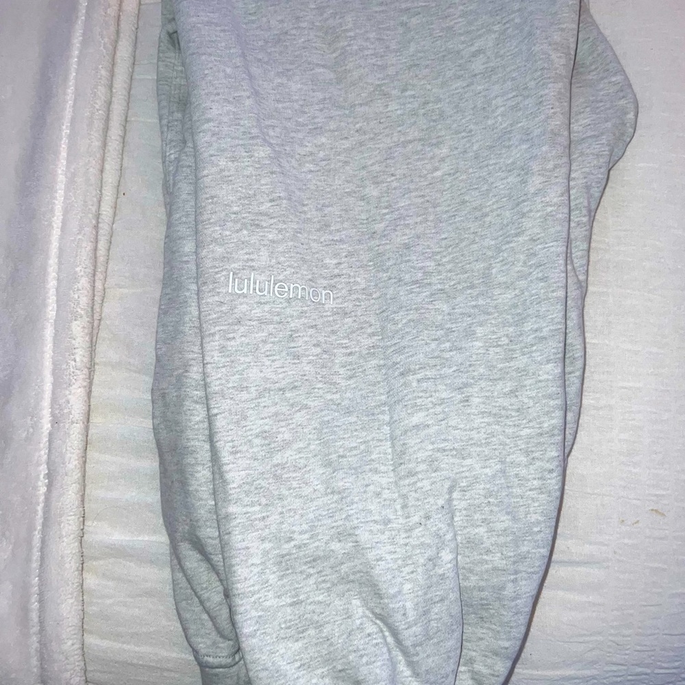 Lululemon joggers